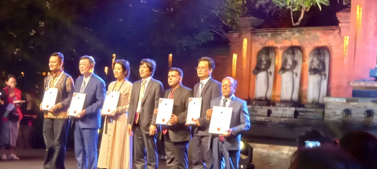 Prof. Dr. Munir at medical conference